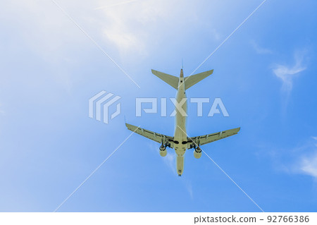 "Airplane" Embraer E190 (E-Jet) "Airplane" Embraer E190 (E-Jet) 92766386