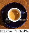 Espresso with lightly roasted crema 92766492