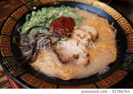 Spicy ramen 92766763