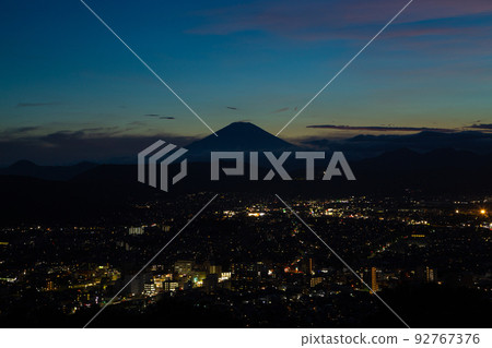 Mt.Fuji seen from Mt.Kobo at dusk, Kanagawa Prefecture 92767376