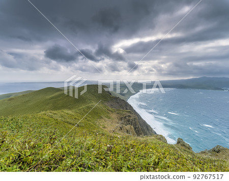 從 Gorota Cape 天文台/禮文島看北海道禮文島，日本 92767517