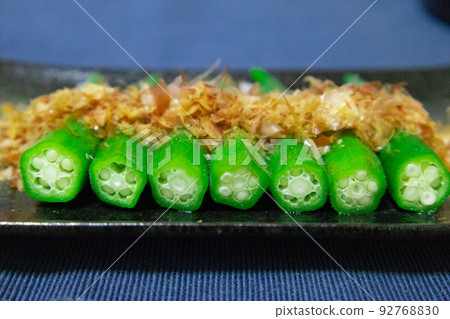 Japanese cuisine of summer vegetables, appetizers of boiled okra (Chiyoda-ku, Tokyo) 92768830