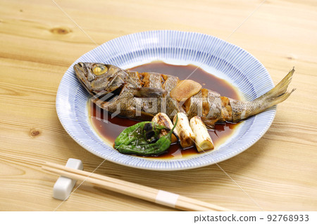 煮沸的鉻 煮沸的鉻 92768933