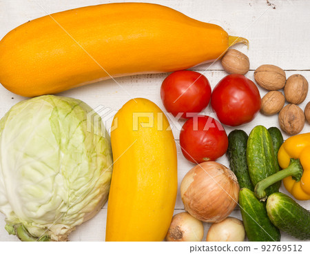 Fresh vegetables 92769512