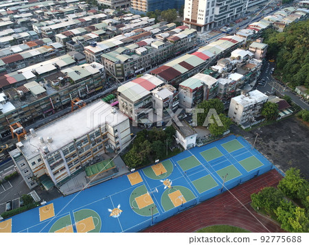 都市更新 92775688