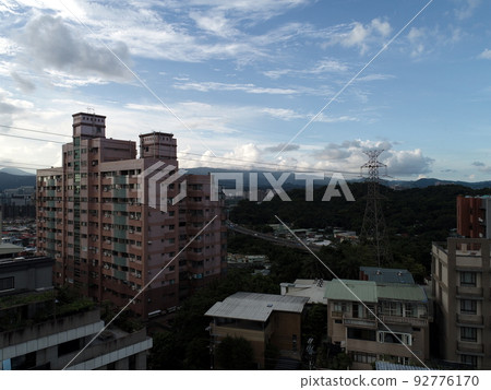 高壓電塔 92776170