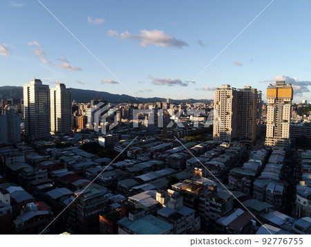 都市更新 92776755