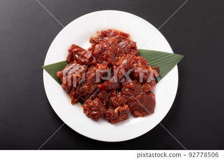 Beef Skirt Steak (Marinated in Sauce, Garlic Flavor) 92778506