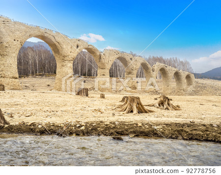 Taushubetsu Bridge (Kamishihoro Town, Hokkaido) 92778756