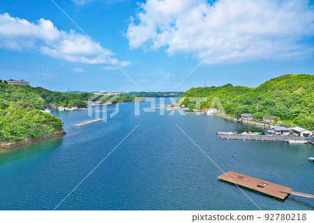 【從鹿子島橋眺望英虞灣】三重縣志摩市愛虞町神明 92780218