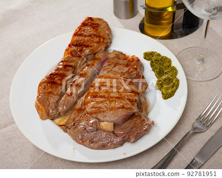 Entrecote with pesto sauce Entrecote with pesto sauce 92781951