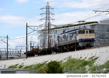 EF651128 Umekoji Korin running on the Tokaido Main Line 92782405