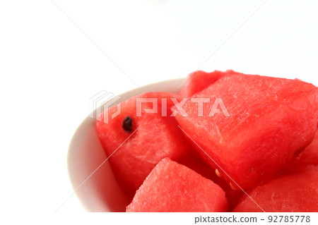 去皮切西瓜塊切 去皮切西瓜塊切 92785778