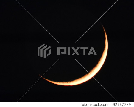 Moon Moon 92787789