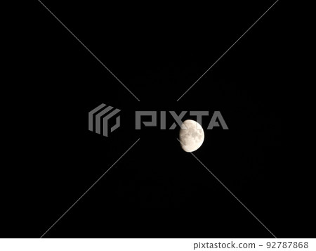 Moon Moon 92787868