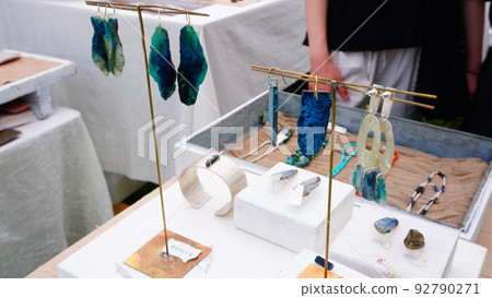 "Accessory Market 16" 92790271