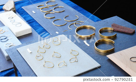 "Accessory Market 25" 92790281