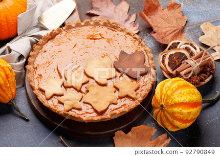 Pumpkin pie and various pumpkins 92790849