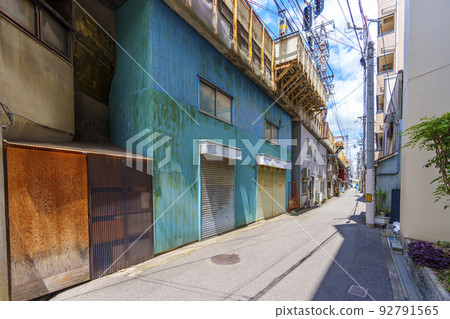 大阪阿倍野：昭和懷舊的美昇園地下通道建築 92791565