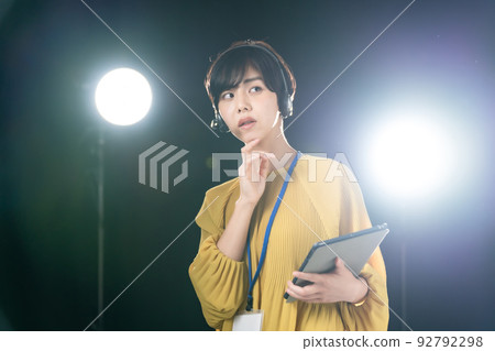 女製作人員廣播電視 女製作人員廣播電視 92792298