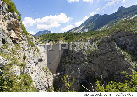 The Vajont dam, Italy The Vajont dam, Italy 92795403