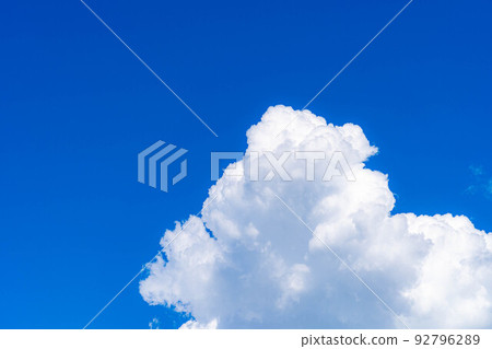 [夏季材料]夏日天空圖像[長野縣] 92796289