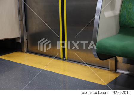 Train entrance/exit Train entrance/exit 92802011