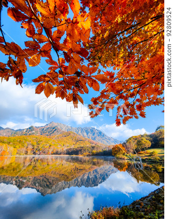 Togakushi / Kagamiike (Autumn) Togakushi / Kagamiike (Autumn) 92809524