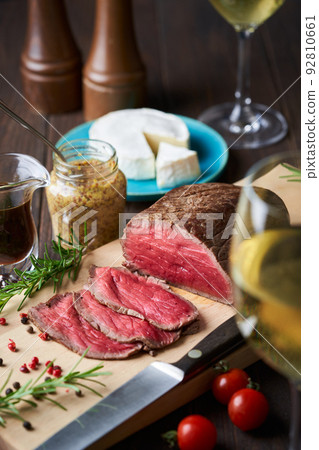 roast beef  92810661