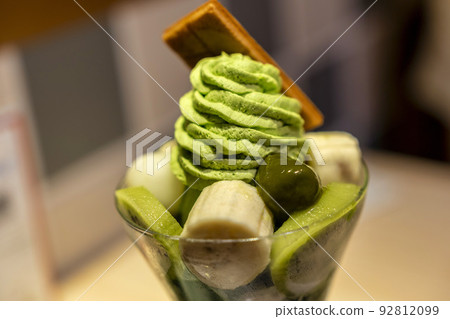 matcha parfait 92812099