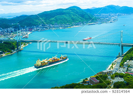 Stunning scenery of the Kanmon Strait from Hinoyama Park Observatory Stunning scenery of the Kanmon Strait from Hinoyama Park Observatory 92814564