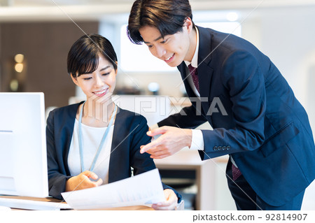 會見商務辦公室商人攝影合作:WEEK Shibadaimon(Sun Frontier Fudosan) 會見商務辦公室商人攝影合作:WEEK Shibadaimon(Sun Frontier Fudosan) 92814907