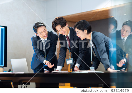 Conference business office businessman photography cooperation: WEEK Shibadaimon Sun Frontier Fudousan Conference business office businessman photography cooperation: WEEK Shibadaimon Sun Frontier Fudousan 92814979