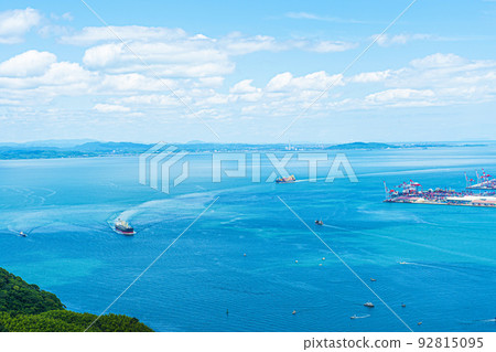 Scenery with ships sailing through the Kanmon Straits 92815095