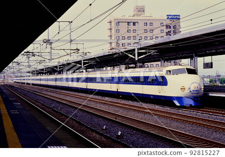 1999 Tokaido Shinkansen 0 series YK8 formation Kodama 1999 Tokaido Shinkansen 0 series YK8 formation Kodama 92815227