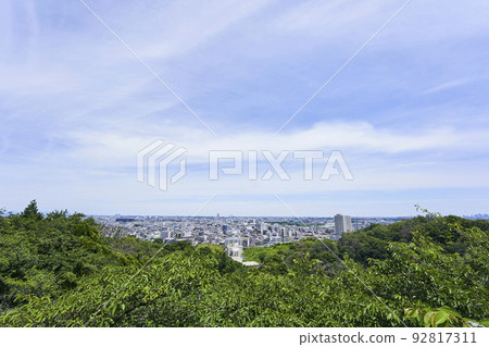 生田綠地 從增形山展望台眺望多摩 生田綠地 從增形山展望台眺望多摩 92817311