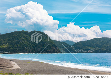 Summer sky and sea Summer sky and sea 92818865