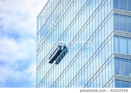 高層建築窗玻璃清洗 高層建築窗玻璃清洗 92820556