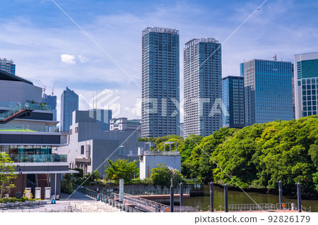 "Tokyo" Tokyo business district / urban landscape 92826179