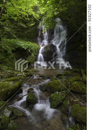 Ssangyong Falls (Santo-cho, Asago City, Hyogo Prefecture) Ssangyong Falls (Santo-cho, Asago City, Hyogo Prefecture) 92827102