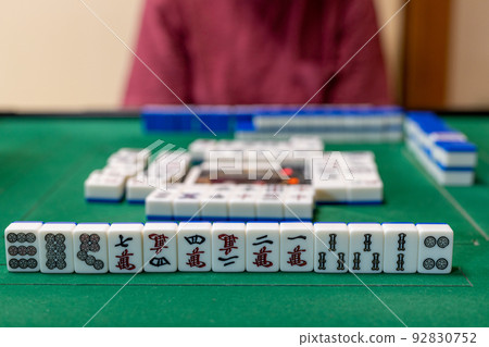 Mahjong 92830752
