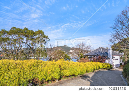 [九州/長崎] 通往格洛弗花園舊沃克之家的下坡路。 92831838