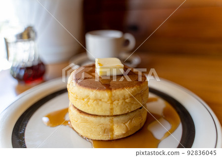 Two-stage hot cake 92836045