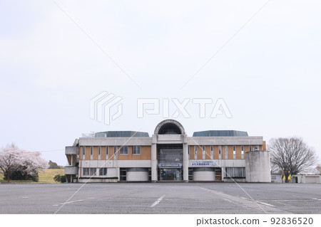 栃木縣栃木市藤岡町渡瀨水庫濕地博物館大樓 92836520