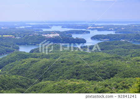 Islands floating in Ago Bay seen from Yokoyama Observatory Islands floating in Ago Bay seen from Yokoyama Observatory 92841241