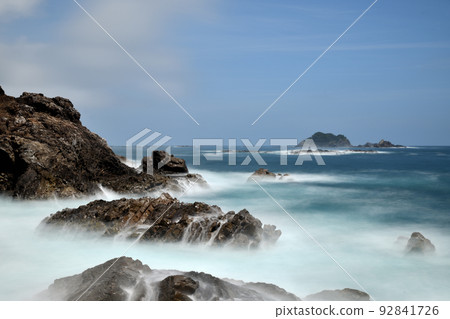 Tatagase Coast (Mimiana Island) [Kihoku Town, Kitamuro District, Mie Prefecture] 92841726