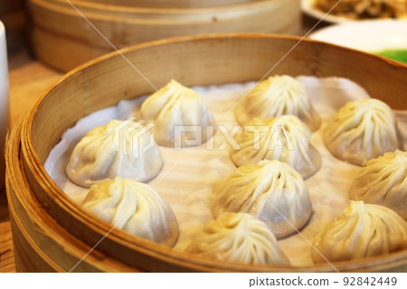 Xiaolongbao 92842449
