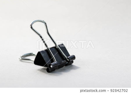 辦公用品，雙夾。 92842702