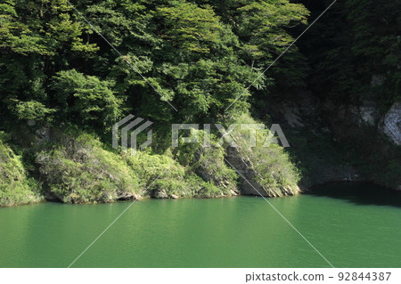 Rocky banks of Shiobara Dam Lake in Nasushiobara Rocky banks of Shiobara Dam Lake in Nasushiobara 92844387