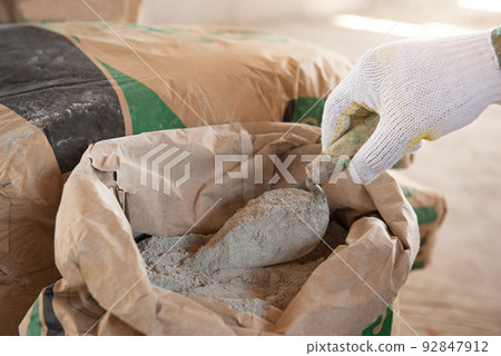 Cement or cement mortar Cement or cement mortar 92847912